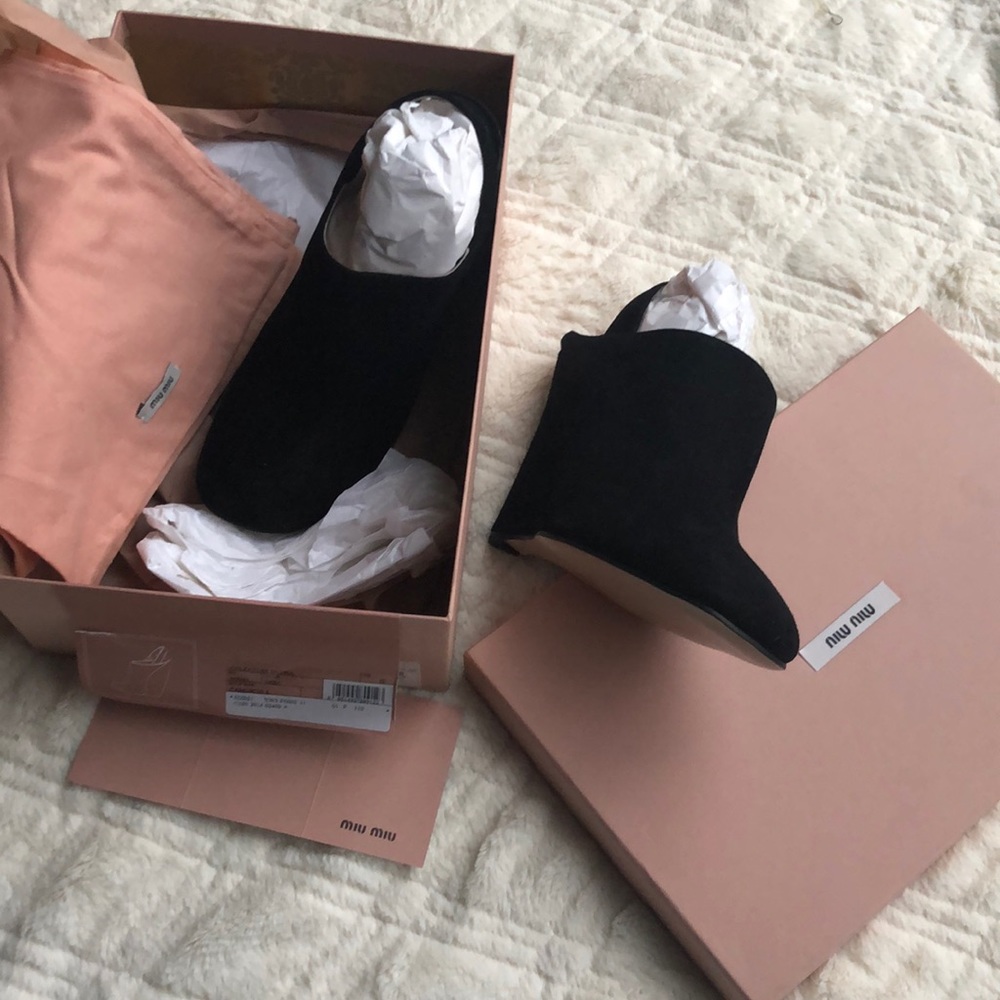 New miu miu Black suede leather mule heels black